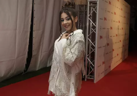 VIDEO | Nicole Cherry nu mai vrea să vorbească despre relațiile sale. Ce spune vedeta despre noua sa piesă: ”Dansează amândoi”