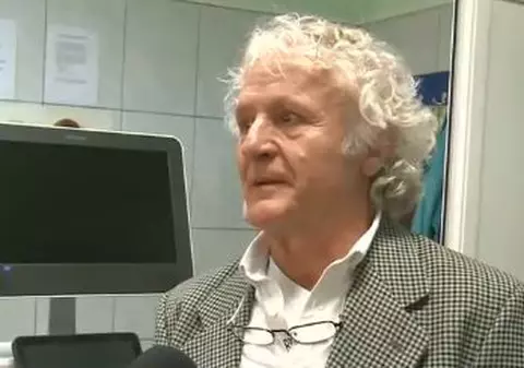 Un artist român stabilit în Germania a strâns bani timp de trei ani pentru a-i dona unei maternități din Timișoara