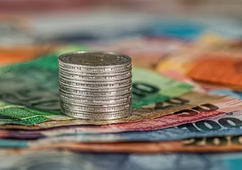 Metoda ”suveica”, pe bursă. Tot ce trebuie să știi despre cea mai mare fraudă la nivel european, în valoare de 55 de miliarde de euro