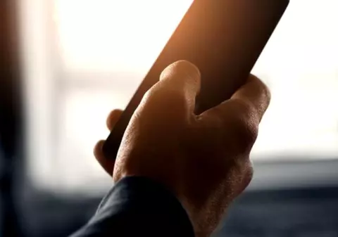 A sunat la poliție de 45.210 ori. Îl așteaptă cinci ani de pușcărie, iar motivul este năucitor