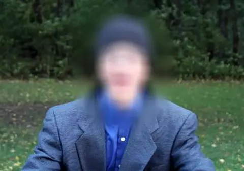 VIDEO | Un bărbat susține, într-un clip video bizar, că vine din anul 2045. ”Călătoriile în timp există”