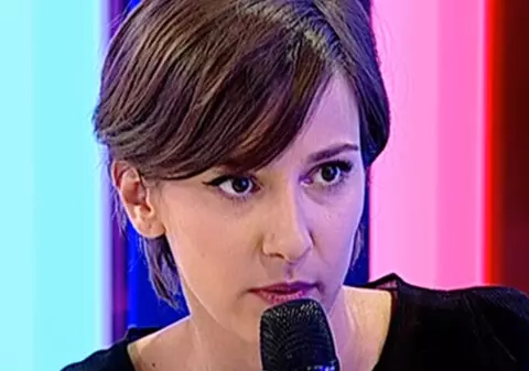 Dana Rogoz se pregătește de o altă petrecere. Recent, actrița și-a aniversat ziua de naștere. “Am foarte mulți prieteni“