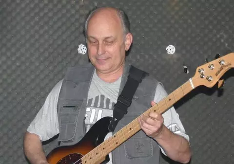 Doliu în muzica românească! A murit Dragoș Vasiliu de la Mondial, unul din muzicienii de căpătâi ai pop-rockului românesc