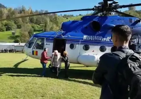 Elicopterul cu Dăncilă și trei miniștri s-a rătăcit în județul Neamț