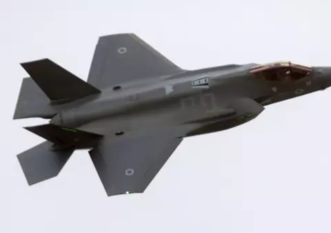 SUA au decis să țină la sol întreaga flotă de avioane F-35, după ce au fost descoperite zeci de probleme grave