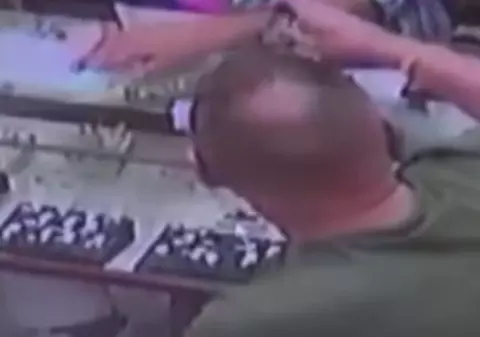 VIDEO | Ce a pățit un turist după ce a înghițit un inel cu diamante pe care l-a furat dintr-un magazin din Turcia