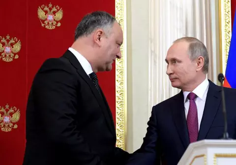 Ce cadou urmează să primească Igor Dodon din partea Rusiei