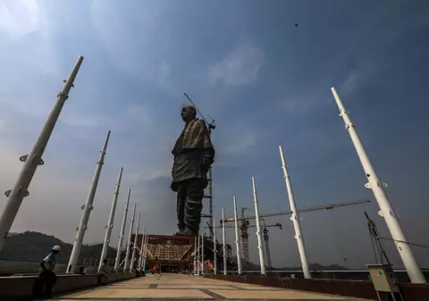FOTO & VIDEO | India a dezvelit cea mai mare statuie din lume. Cât măsoară și cât a costat