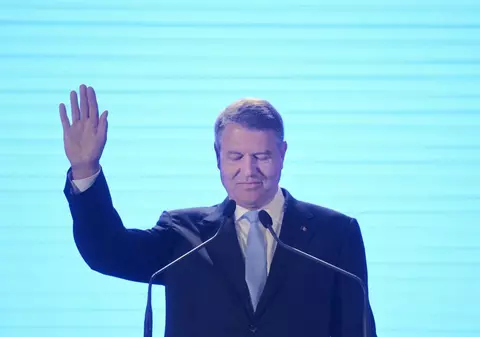 Klaus Iohannis, internat și operat la umărul stâng. Care este starea președintelui