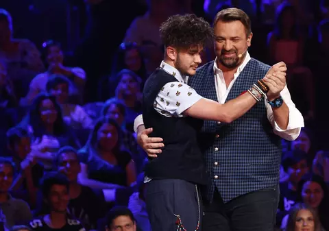 Vlad Drăgulin de la X Factor, protagonistul unui moment stânjenitor. Horia Brenciu și Delia i-au sărit în ajutor