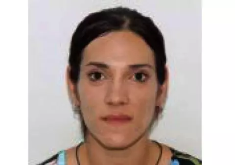 Polițiștii cer ajutorul pentru găsirea unei fete care a fugit din spital. Părinții sunt disperați