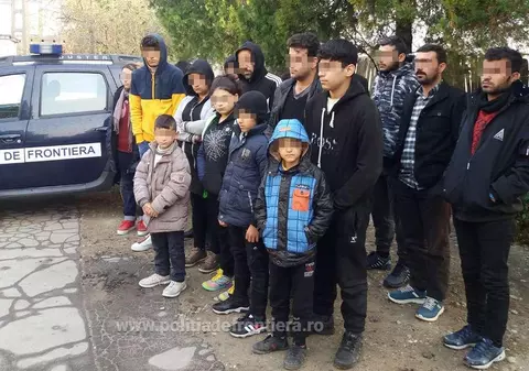 19 irakieni, între care 3 minori, au fost depistați la PTF Bechet. Se aflau într-un microbuz condus de un sârb