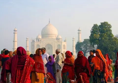(P) India, ținutul sfânt și contrastant al lumii
