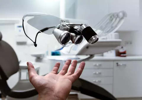 (P) PlazaDent – Implant dentar Bucuresti si alte servicii stomatologice premium
