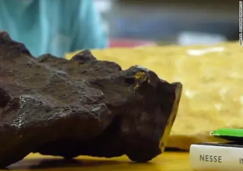 Meteorit de 100.000 de euro, folosit ca piedică de ușă în Statele Unite. O cercetătoare româncă a analizat obiectul cosmic