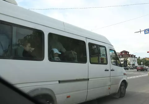 OPINIE / Minciunile de milioane de euro ale transportatorilor din Ilfov. O perdea de fum care ascunde, de fapt, un business de milioane