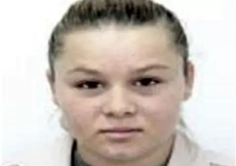 O adolescentă de 15 ani din Ploiești a dispărut și este căutată de Poliție. A fugit de acasă