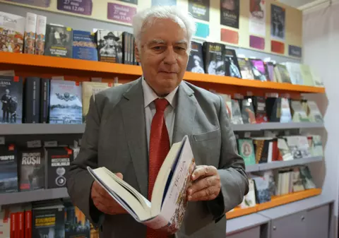 Profesorul Lucian Boia, premiat de președintele Germaniei. Decorat cu Crucea de Merit