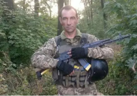 Un soldat român a fost ucis pe frontul din regiunea Donbas. Pavel Bilic a lăsat orfană o fată care e în clasa a zecea