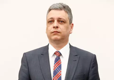 Fostul subprefect de Buzău Sorin Gheorghe, găsit mort în locuință, cu tensiometrul la braț. Avea 44 de ani și nu știa să aibă probleme de sănătate