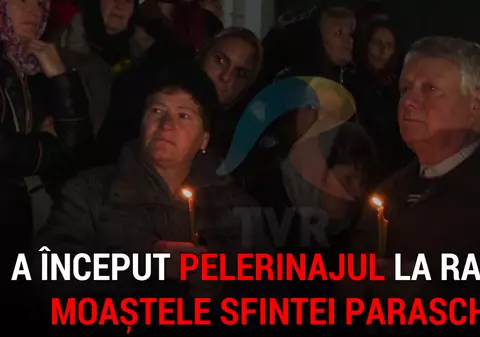 A început pelerinajul Sfintei Parascheva, la Iași. Mii de pelerini așteaptă să se închine la racla cu moaştele Cuvioasei. S-au format cozi pe mai mulți kilometri