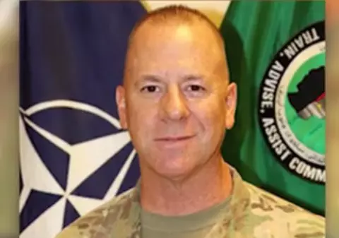 General american din cadrul forţelor NATO din Afganistan, rănit într-un atac al talibanilor