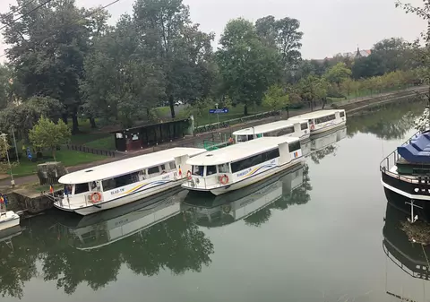 Se reia transportul de pasageri cu vaporașele pe Bega, după 50 de ani. De joi, vor circula trei vaporașe în fiecare zi