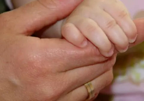 Doi bebeluşi din Sibiu au fost diagnosticaţi cu gripă