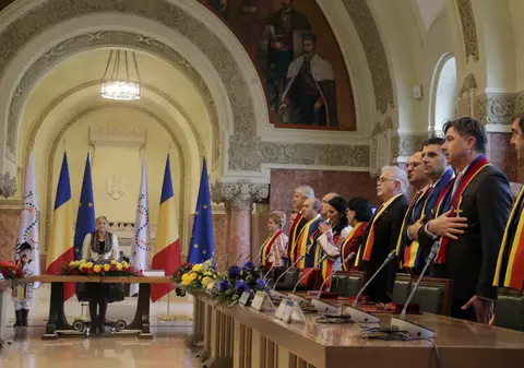 VIDEO / Guvernul Dăncilă, în şedinţă solemnă la Alba Iulia. "Cel mai emoționant moment al mandatului"