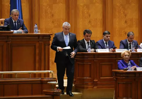Tăriceanu, la şedinţa solemnă de Centenar: "Noi suntem cei care avem datoria de a consolida regimul democratic a cărui viziune a însufleţit Adunarea de la Alba Iulia"