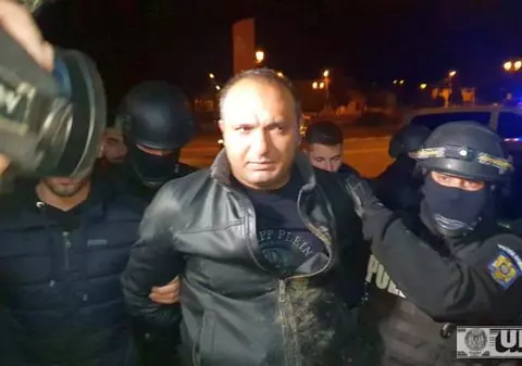 Principalul suspect în cazul atacului din scara blocului din Alba Iulia a fost reținut. Detalii șocante despre trecutul acestuia