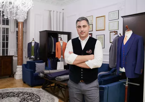 Alexandru Ciucu a inaugurat noul atelier. “Mi-a fost destul de greu“