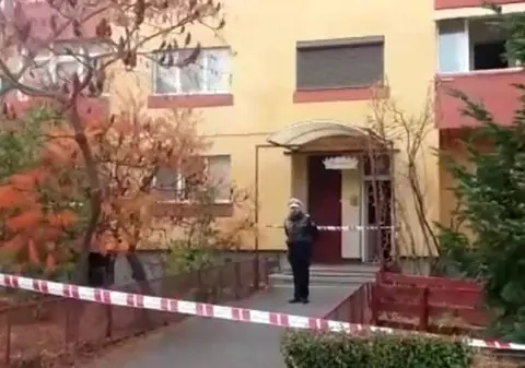 Noi detalii în cazul crimei urmate de sinucidere de la Piteşti. Ce au găsit anchetatorii în casa polițistului care și-a ucis copilul de 3 ani