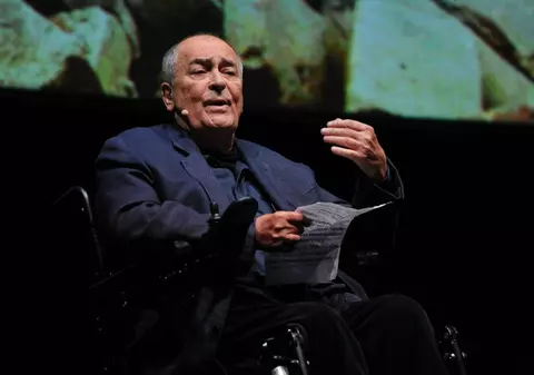 Bernardo Bertolucci a murit. Regizorul filmului "Ultimul tango la Paris" avea 77 de ani