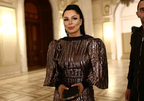 FOTO/ Brigitte Sfăt, prima apariție la un eveniment monden alături de soțul ei, Corneliu. Și-a scos noul partener în lume