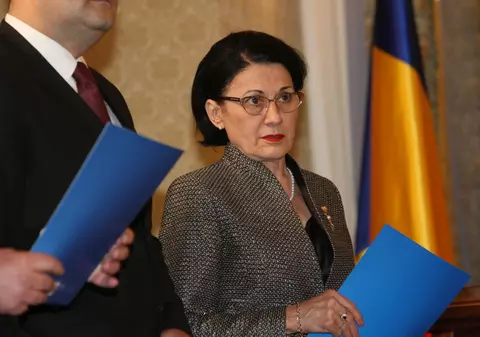 Ecaterina Andronescu: „Plagiatul este o problemă minoră a învățământului din România”