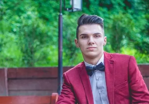 Tragedie la Târgu Mureș! Un tânăr a murit, după ce a plonjat cu mașina într-un canal. Ce a făcut înainte de accident