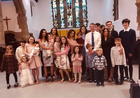 Cea mai numeroasă familie britanică a devenit și mai mare. S-a născut al 21-lea copil