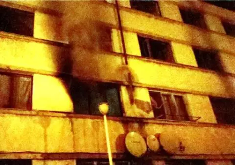 Incendiu puternic într-un bloc din Slatina. O femeie a murit. Cinci persoane au avut nevoie de îngrijiri medicale