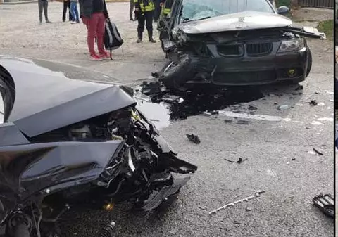 O tânără de 22 de ani din Botoşani, băgată în comă de şoferul unui BMW