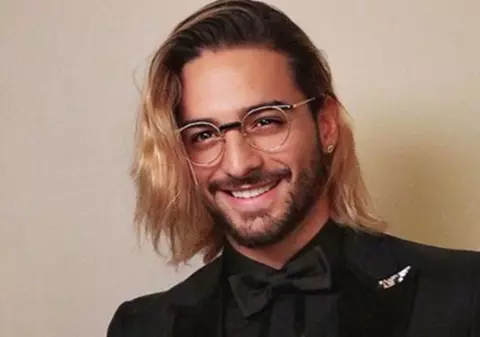 Maluma, în genunchi în fața miresei, pe scenă! "Cine s-ar fi gândit că o să mă căsătoresc în Argentina" | VIDEO