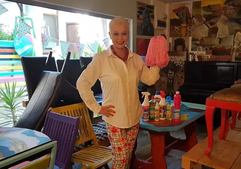 Monica Anghel are probleme după ce a slăbit aproape 30 de kilograme. La ce medic ar vrea să apeleze