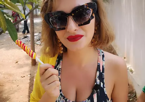 Ana Morodan îşi cheltuie banii pe acadele în „Asia Express”