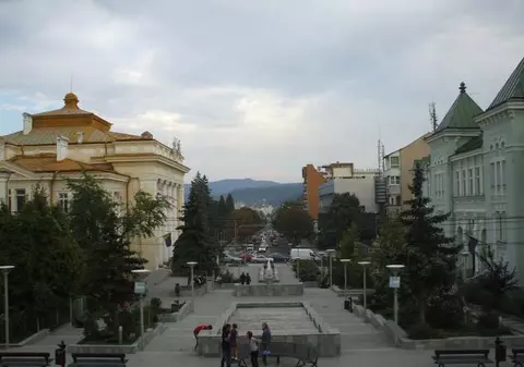Procurorii au făcut mai multe percheziții în "Hackerville" (Râmnicu Vâlcea). Orașul este centrul unei operațiuni de fraude online cu prejudiciu de 3 milioane de euro