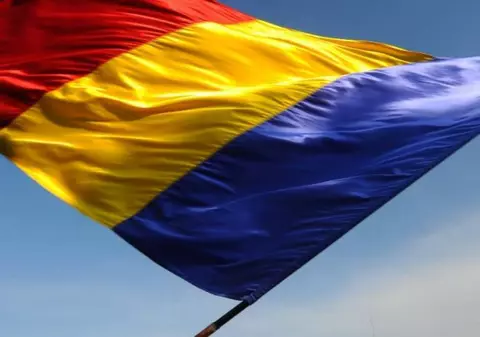 Un tricolor din capace de PET-uri va fi realizat vineri la Oradea. Ce legătură are cu Poliția Locală