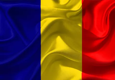 GALERIE FOTO | Ziua Națională a României - Cum a evoluat steagul României în cei 100 de ani