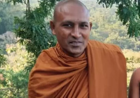 Un călugăr budist a fost ucis în timp ce se ruga într-o pădure