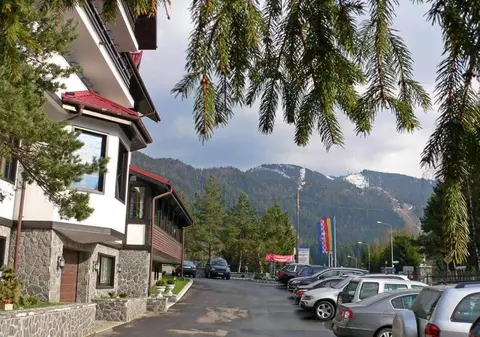 Toate camerele la hotelul Simonei Halep din Poiana Brașov, ocupate de Revelion! Care este costul unei nopți de cazare