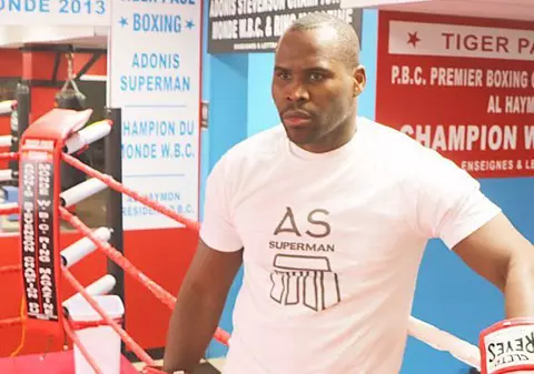 Boxerul Adonis Stevenson, la terapie intensivă. Fostul challenger al lui Bute fost scos din coma indusă