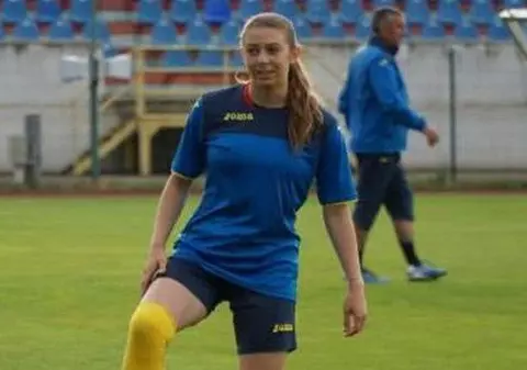 VIDEO | O femeie l-a depășit pe Ianis Hagi! Are tot 19 ani și execuții mult mai spectaculoase